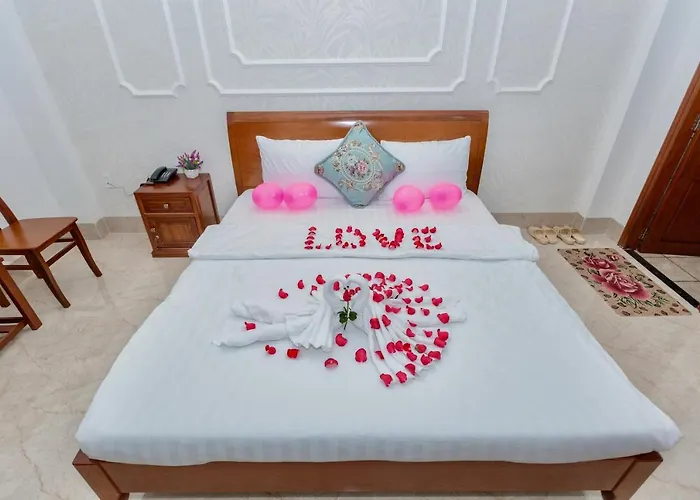 Lee Hotel